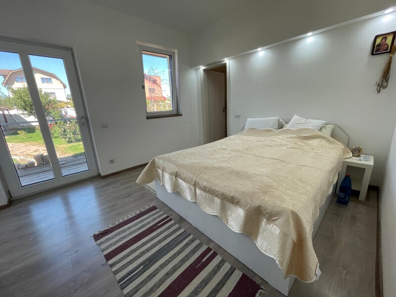 Berceni, 3 min. Lidl, vila individuala 6 camere,