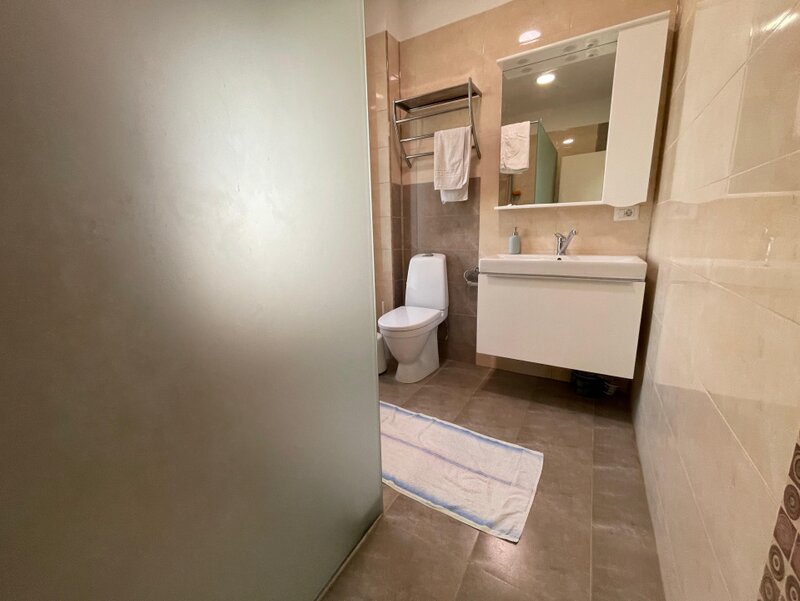 Berceni, 3 min. Lidl, vila individuala 6 camere,